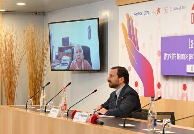 Caregiver figura centrale, puntare a un welfare personalizzato che metta la persona al centro