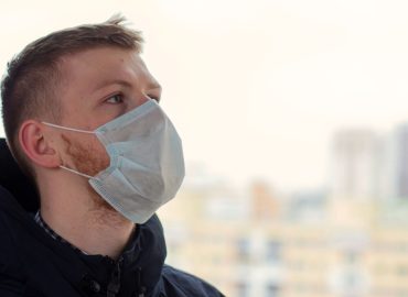 Chi ha avuto il Covid invecchia prima: i risultati dello studio a un anno dal contagio