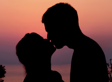 Il potere terapeutico del bacio: una pratica che fa bene alla salute