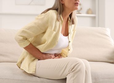 Con un farmaco si può rallentare la menopausa e vivere più a lungo: lo studio