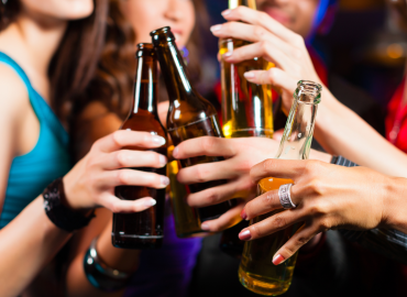 Un mese senza alcol: la sfida del Dry January (che nasce da una maratona)