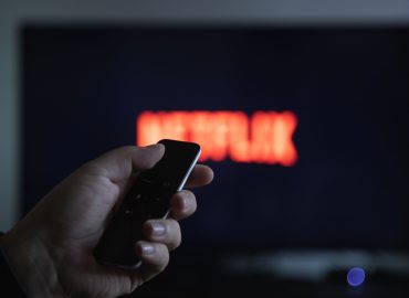 Sperma, donatore fa mille figli e diventa il protagonista di una serie Netflix