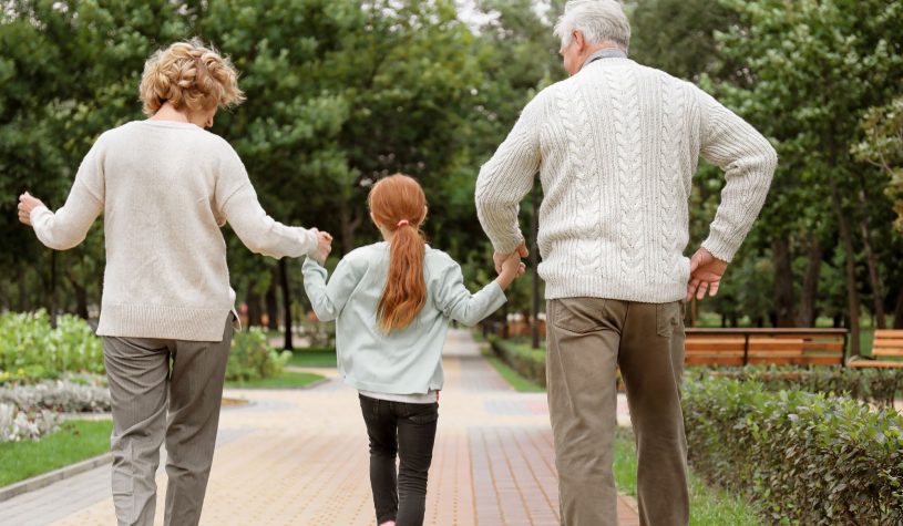 Viaggio di famiglia? Meglio in vacanza con i nonni