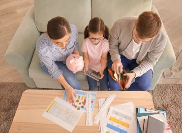 Aumentano i risparmi degli italiani, su cosa investono le famiglie?