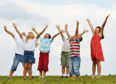 La natura aumenta il benessere mentale dei bambini: lo studio