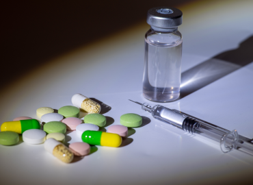 Martina Oppelli porta in tribunale la Asl che le nega suicidio assistito: “Tortura di Stato”