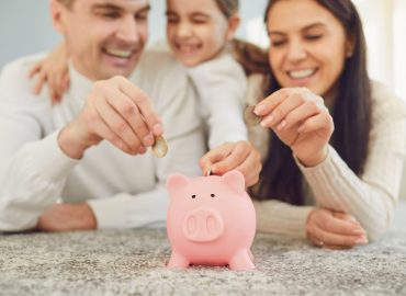 Assegno unico e bonus mamme, le novità per le famiglie in Manovra