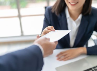 Bonus 100 euro aumentato e anticipato a dicembre? Le famiglie con figli sperano