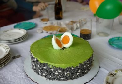 Festa di compleanno degli ovuli congelati: cos’è l’Egg Freezing Party