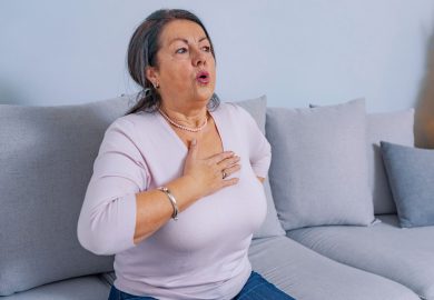 Donne, tre esami del sangue per scoprire ictus e infarto con trent’anni di anticipo