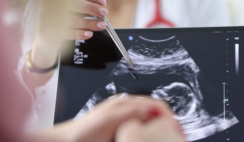 Pma, aumentano i nati ma l’età delle donne resta il nodo centrale