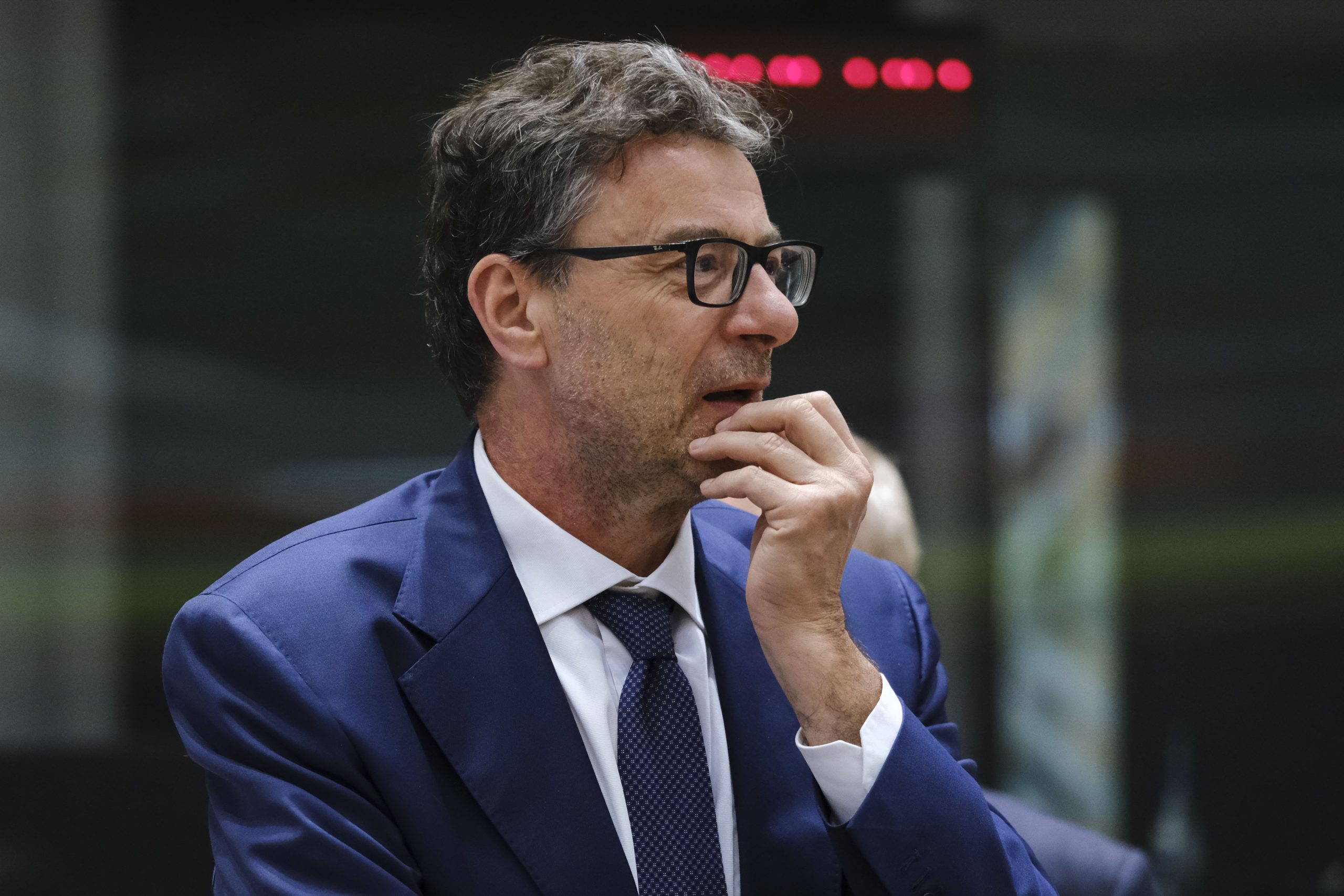 Giorgetti: “Emergenza demografica? Conseguenze sulla produttività”