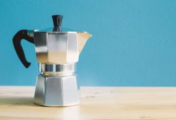 Il caffè riduce il rischio di ictus e diabete: ecco perché e il limite da non superare