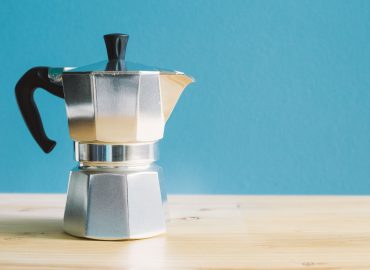 Donne e caffè, tre tazzine al giorno tolgono il medico di torno?