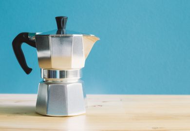 Donne e caffè, tre tazzine al giorno tolgono il medico di torno?