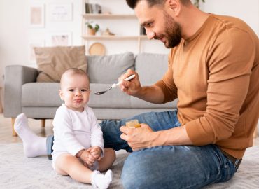 Se il papà mangia male è la figlia a pagarne le conseguenze: lo studio