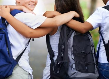 Un genitore su cinque ha paura che il figlio non abbia amici