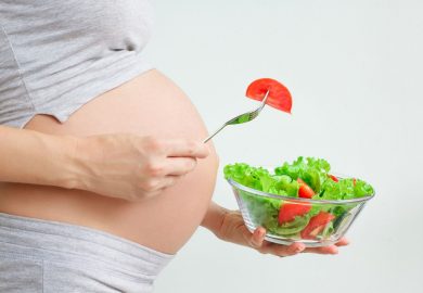La fertilità parte dal piatto: ecco cosa mangiare per aumentare le chance di gravidanza