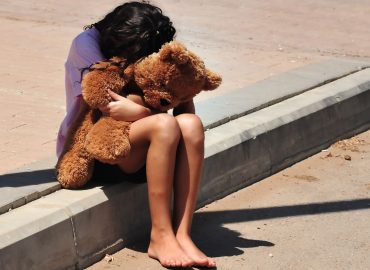 Una bambina su otto al Mondo subisce una violenza prima dei 18 anni