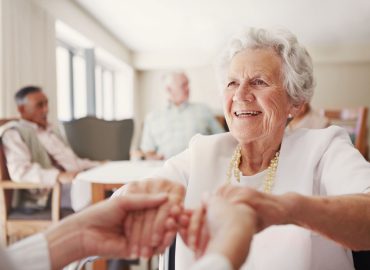 Bonus Anziani, 850 euro al mese dal 1°gennaio 2025