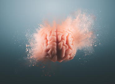 Come evitare che il tuo cervello invecchi prima del tempo, ecco i nemici invisibili a cui fare attenzione