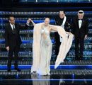 Sanremo 2025, Bianca Balti incanta con il suo inno alla vita