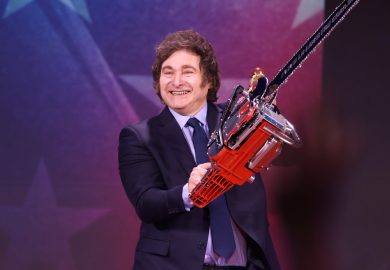 Milei vuole reintrodurre i termini “idioti”, “imbecilli” e “deboli di mente” per chi ha disabilità mentali