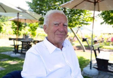 Pensioni, come aumenta lo stipendio per chi resta al lavoro