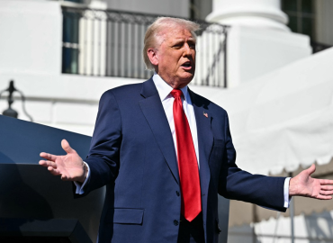 Libertà d’espressione? Trump ‘vieta’ l’uso di parole su diritti, inclusione e ambiente. Sparisce anche ‘Enola Gay’