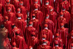 Il Conclave più globale della storia: 134 cardinali da 71 paesi per scegliere il nuovo Papa