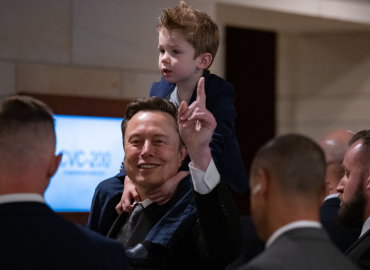 Trump e il ‘bonus bebè’, Musk e la “legione di figli prima dell’Apocalisse”: cos’è il movimento pro-natalista