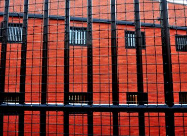 Il Regno Unito sperimenta la castrazione chimica per i reati sessuali gravi