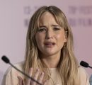 Jennifer Lawrence: “Nel post partum l’ansia e la depressione possono isolarti”