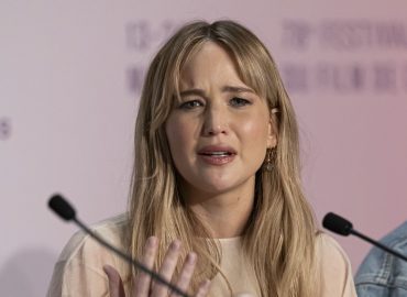 Jennifer Lawrence: “Nel post partum l’ansia e la depressione possono isolarti”