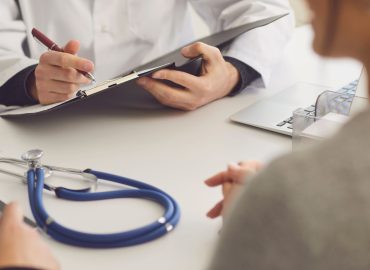 Fondo sanitario sotto il 6% del Pil nel 2028: l’allarme Gimbe sulla Manovra 2026