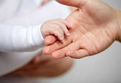 Chi è KJ, il primo neonato al mondo curato con editing genetico