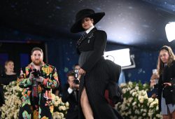 Rihanna incinta del terzo figlio, così ha rivoluzionato la gravidanza