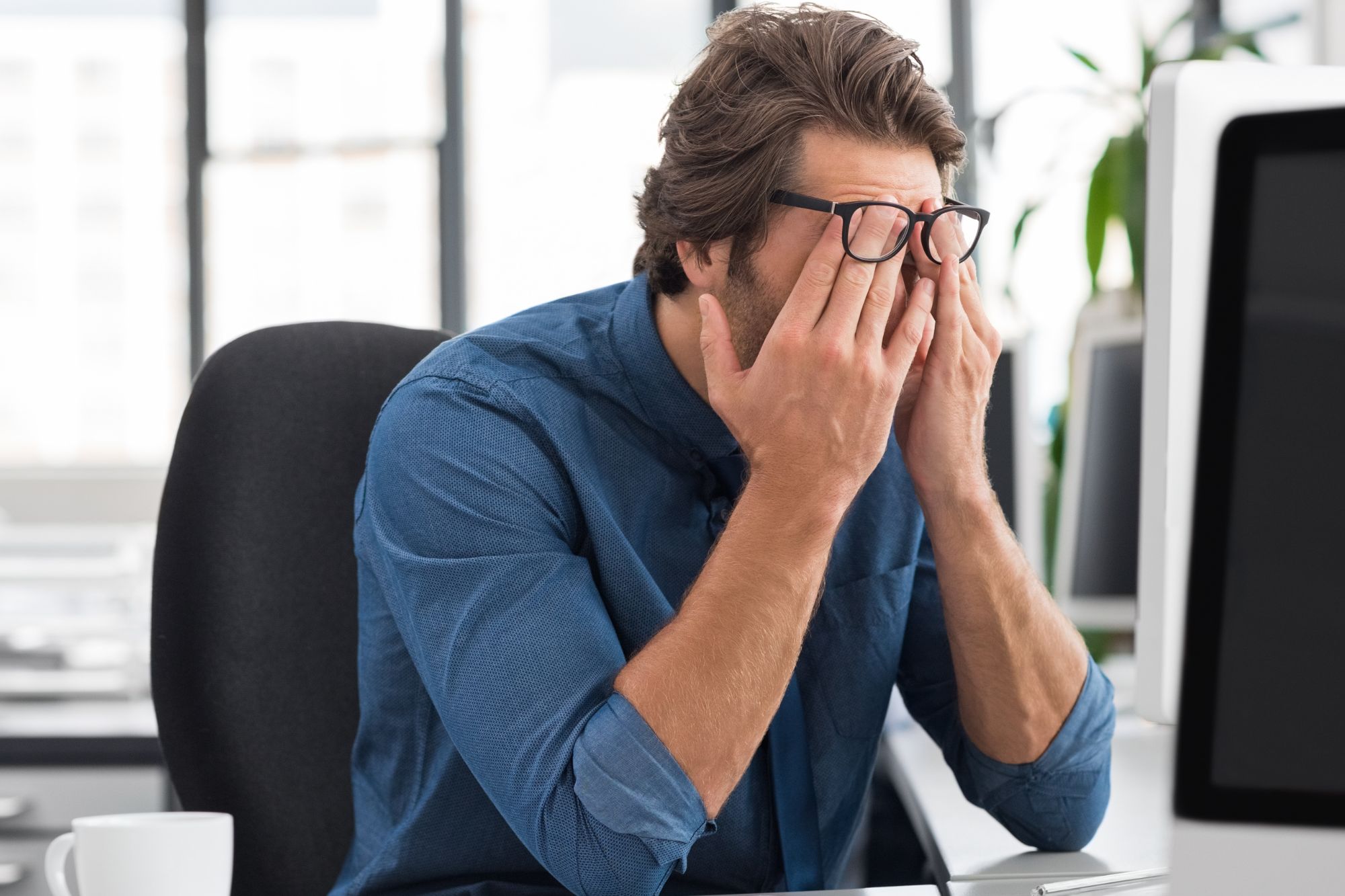 Troppo tempo davanti agli schermi? La scienza lo collega alla disfunzione erettile