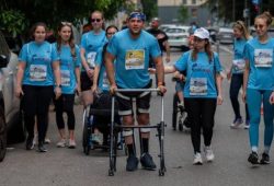 Paraplegico torna a camminare, primo caso al mondo: il successo del San Raffaele e i dati sulla disabilità in Italia