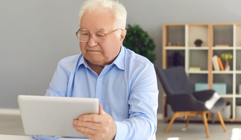 Pensione accreditata febbraio 2026: cosa cambia tra date, aumenti e conguagli