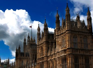 Regno Unito, depenalizzato aborto oltre i termini per donne in Inghilterra e Galles