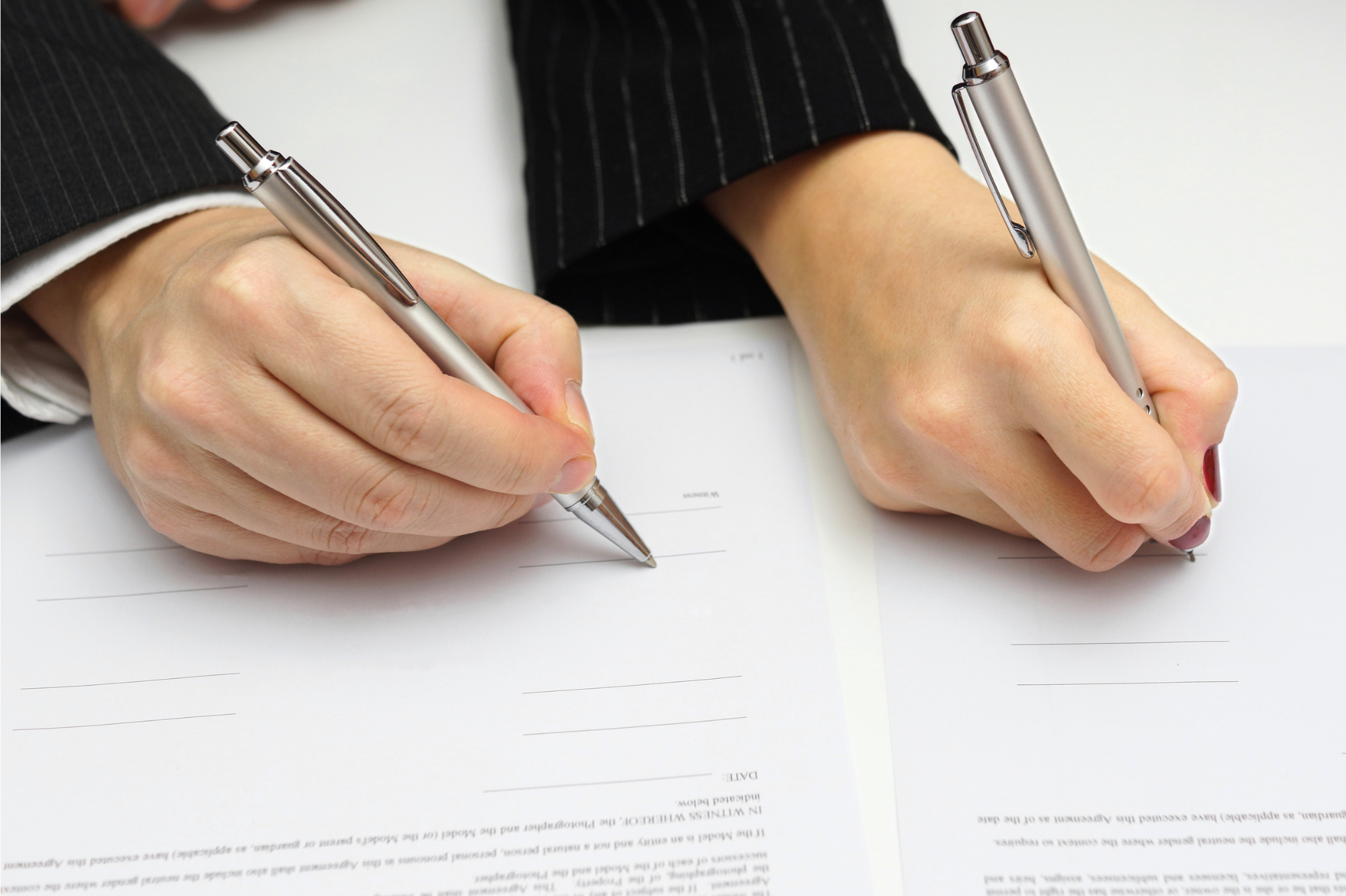 Divorzi in aumento, seconde nozze in crescita: sempre più coppie scelgono l’accordo prematrimoniale
