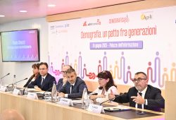 Crisi demografica, l’appello delle parti sociali: “Servono riforme strutturali, non bonus”