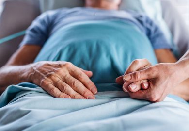 Toscana, primo suicidio assistito dopo la legge regionale: cosa prevede la legge nazionale