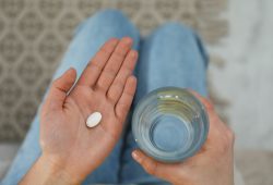 Aborto farmacologico in Sardegna: via libera alla somministrazione Ru486 anche a casa