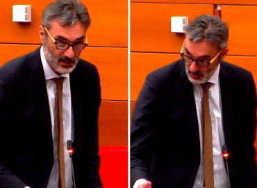 Aborto farmacologico, è polemica per la frase del consigliere FdI: “Espelli il feto e tiri lo sciacquone”