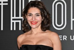 Caterina Murino incinta a 47 anni: “Alla mia età ho dovuto chiedere alla medicina”