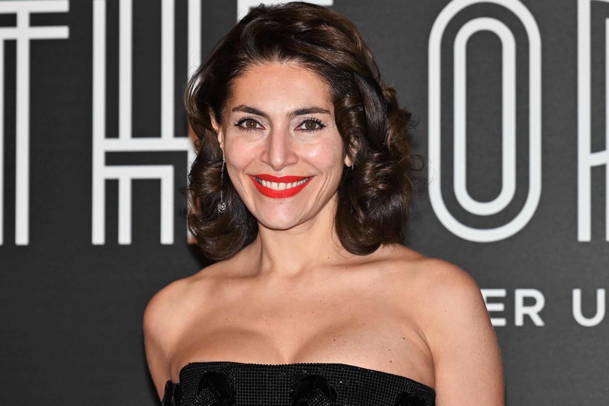 Caterina Murino incinta a 47 anni: “Alla mia età ho dovuto chiedere alla medicina”