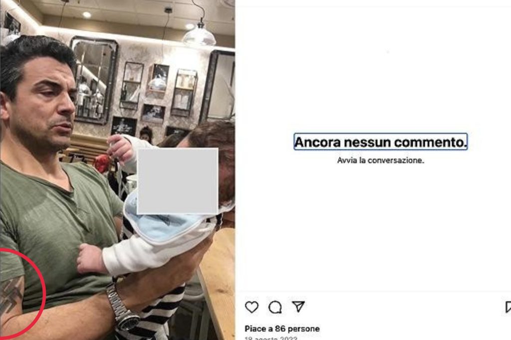 Chef Cappuccio Svastica Tatuaggio Social