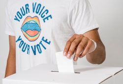 Regno Unito, diritto di voto già a 16 anni: ok del governo